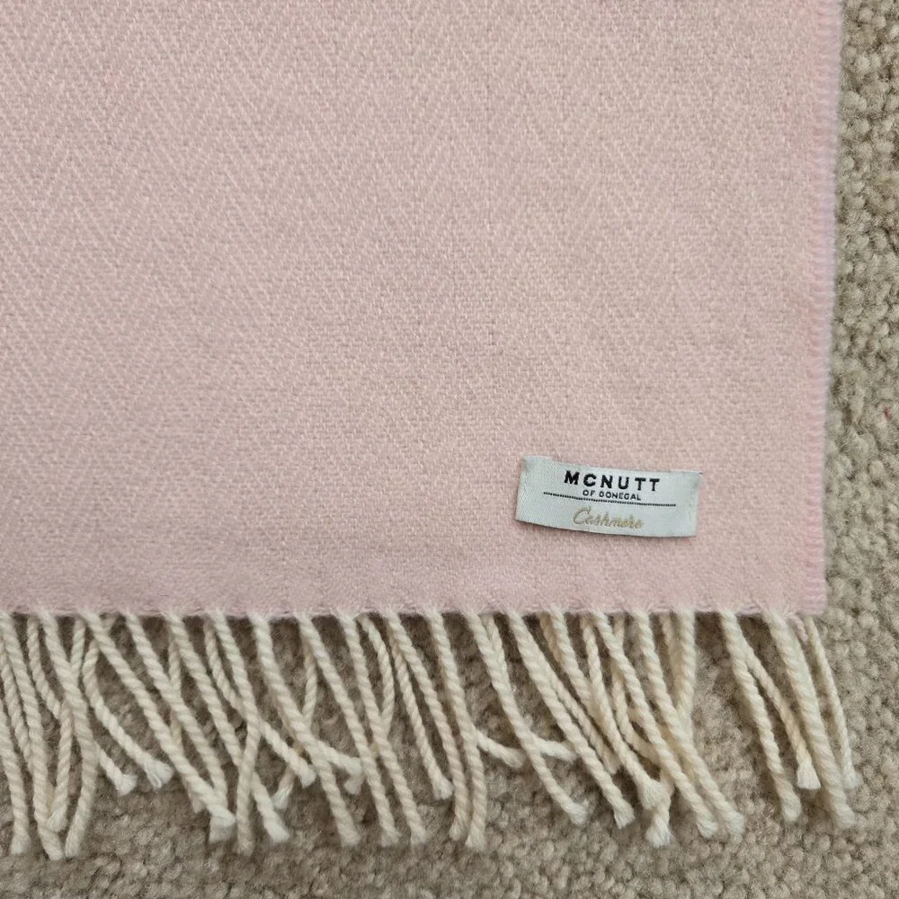 NWOT McNutt Cashmere Pink Herringbone Scarf Ireland - Picture 4 of 9